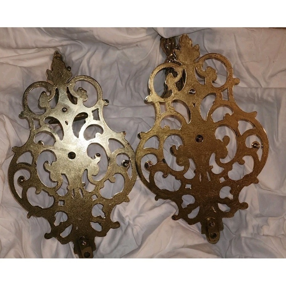 Vintage Hollywood Regency Gold Metal Wall Sconces Candle Holders Ornate - Picture 5 of 5
